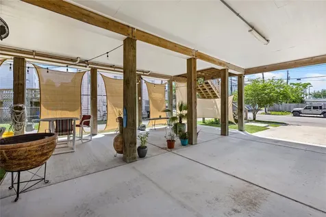 710 35th Street Galveston TX 77550