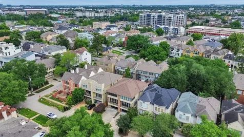 6410 Rodrigo Street B Houston TX 77007