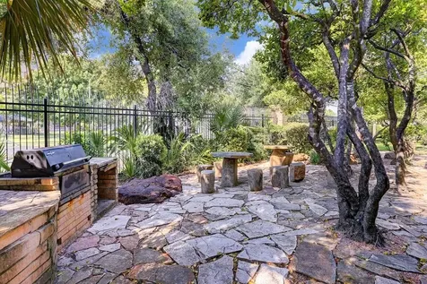 2300 Old Spanish Trail 1128 Houston TX 77054