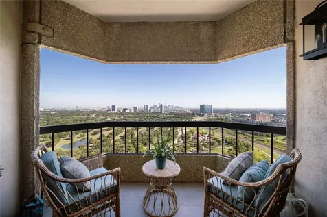 2001 Holcombe Boulevard 2502 Houston TX 77030