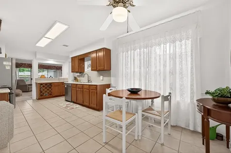 1518 Locke Lane Sugar Land TX 77478