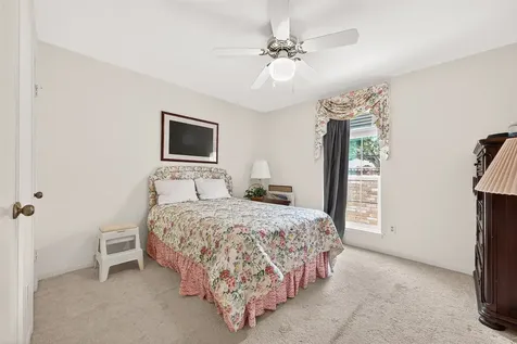 1518 Locke Lane Sugar Land TX 77478