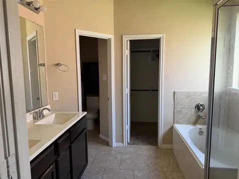 3127 Cambridge Falls Drive Fresno TX 77545