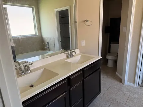 3127 Cambridge Falls Drive Fresno TX 77545