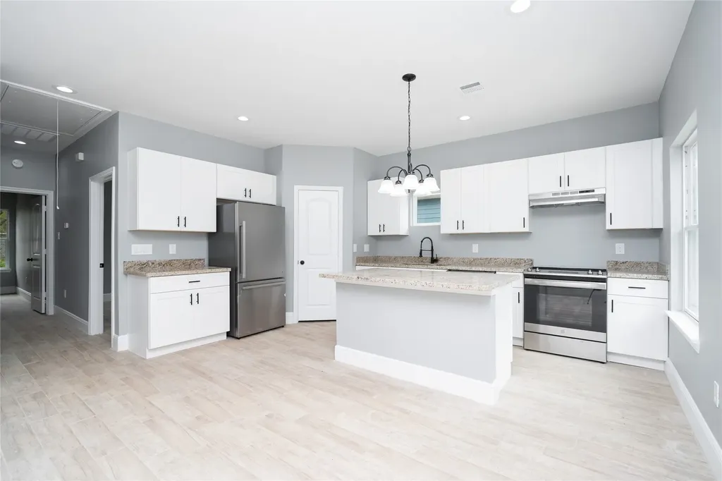 3710 Rockingham Street B Houston TX 77051