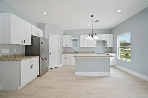 3710 Rockingham Street B Houston TX 77051