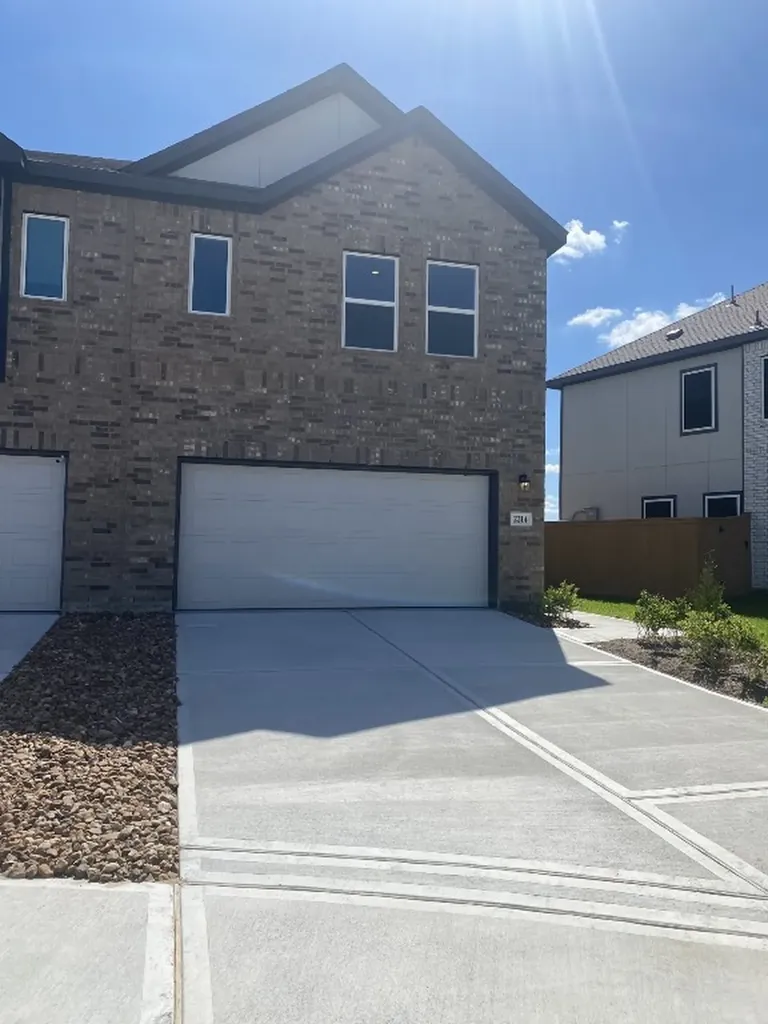 2168 Salinas Drive Rosharon TX 77583