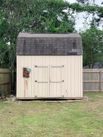 2111 Bush Drive Huntsville TX 77320