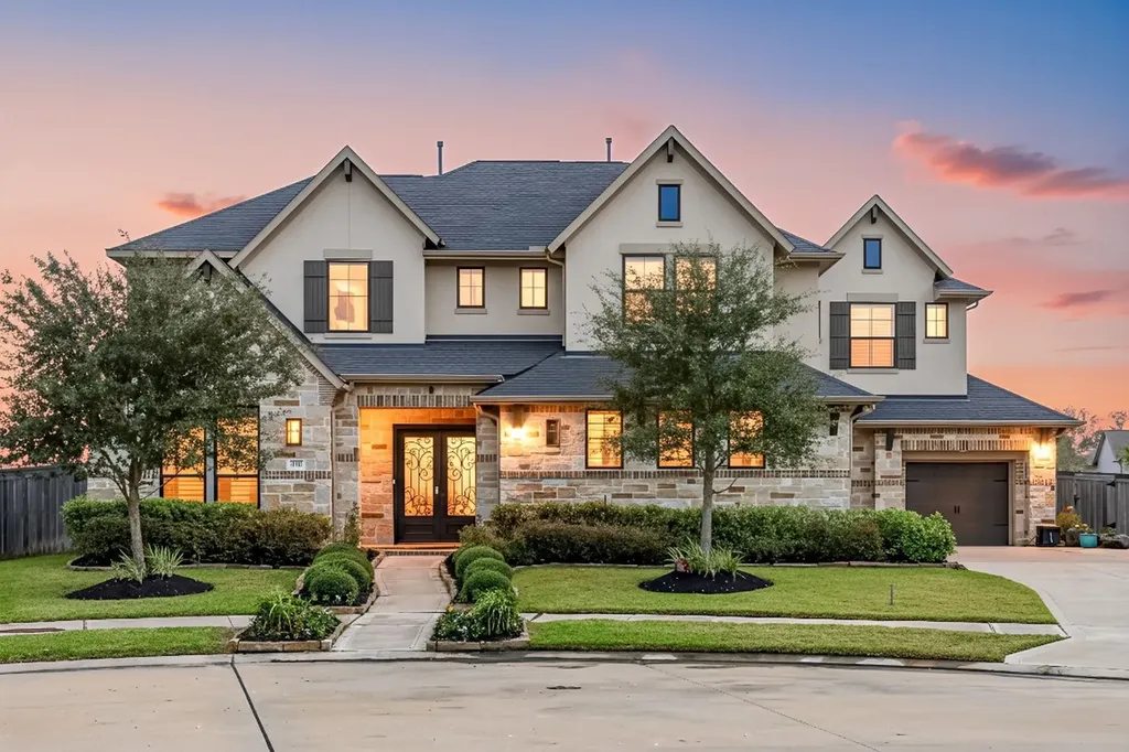 2230 Azure Spring Drive Missouri City TX 77459