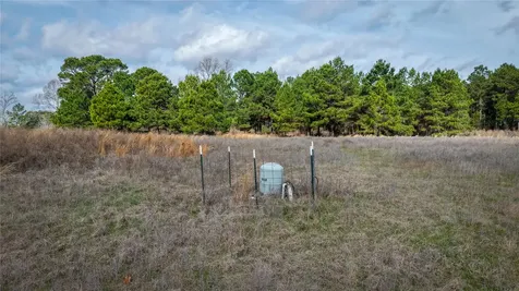 (39.15 Acres) 12868 County Road 122 Centerville TX 75833