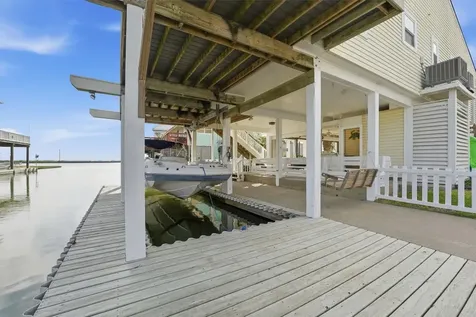 16635 Jamaica Cove Road Jamaica Beach TX 77554