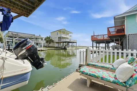 16635 Jamaica Cove Road Jamaica Beach TX 77554