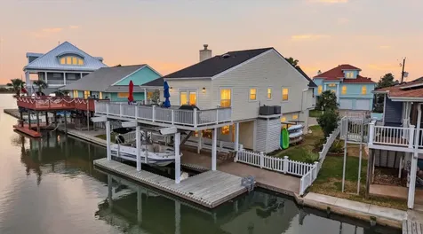 16635 Jamaica Cove Road Jamaica Beach TX 77554