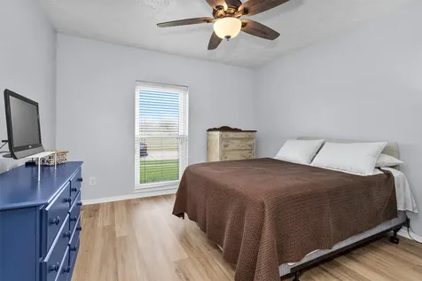 8422 Oakhaven Road La Porte TX 77571