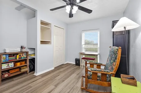 8422 Oakhaven Road La Porte TX 77571