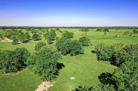 661 B Fm 2550 Huntsville TX 77320