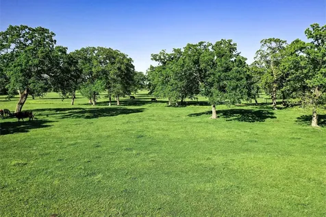 661 B Fm 2550 Huntsville TX 77320