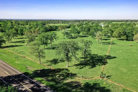 661 B Fm 2550 Huntsville TX 77320