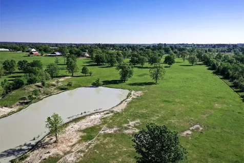 661 B Fm 2550 Huntsville TX 77320