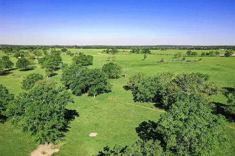 661 B Fm 2550 Huntsville TX 77320