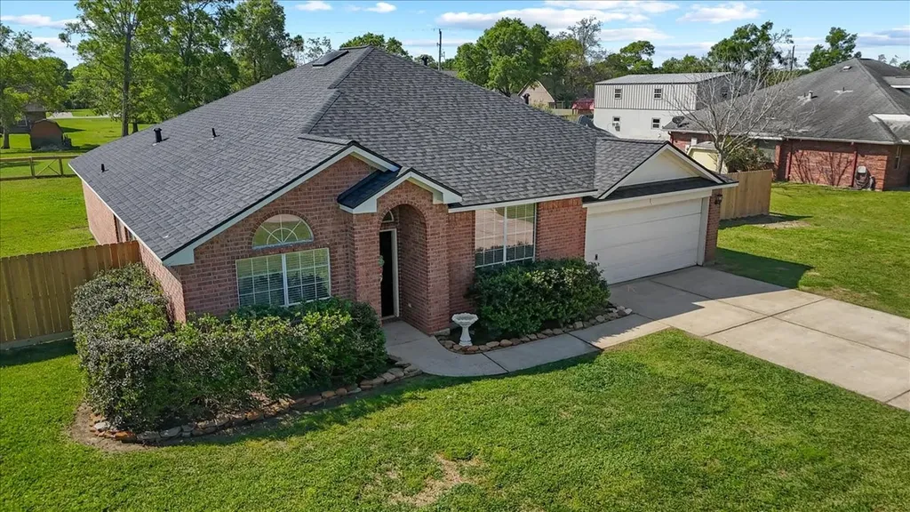 1518 William Trace Baytown TX 77523