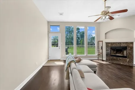 1518 William Trace Baytown TX 77523