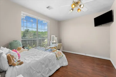 1518 William Trace Baytown TX 77523