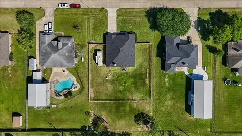 1518 William Trace Baytown TX 77523