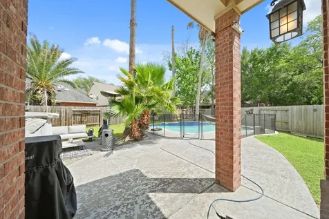 25406 Myrtle Springs Spring TX 77373