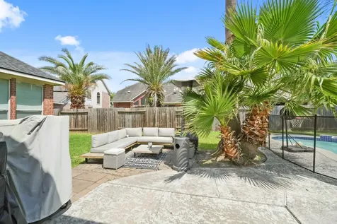 25406 Myrtle Springs Spring TX 77373