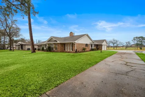 4912 Goose Creek Drive Baytown TX 77521