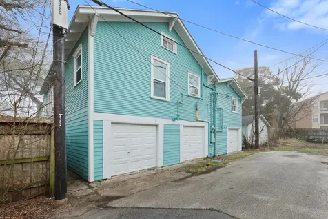 4728 Avenue R 1/2 Galveston TX 77551