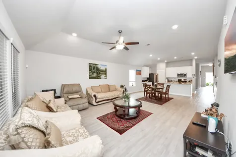 2610 Blue Abbott Drive Fresno TX 77545