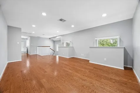 7447 Cambridge Street 32 Houston TX 77054