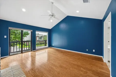 7447 Cambridge Street 32 Houston TX 77054