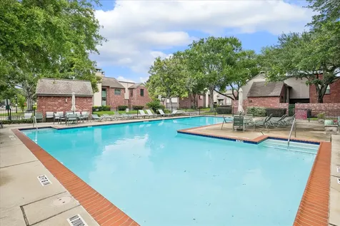 7447 Cambridge Street 32 Houston TX 77054