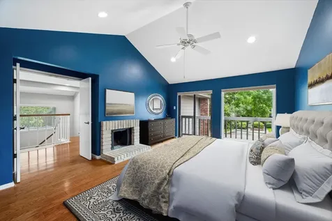 7447 Cambridge Street 32 Houston TX 77054