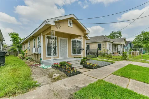 7615 Avenue E Houston TX 77012