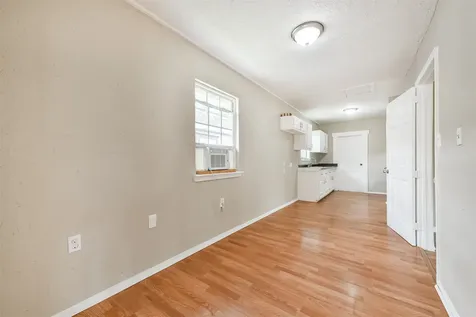 7615 Avenue E Houston TX 77012