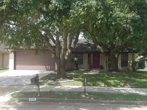 806 Country Place Blvd Street Pearland TX 77584