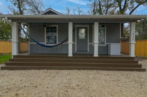 9306 Bertwood Street Houston TX 77016
