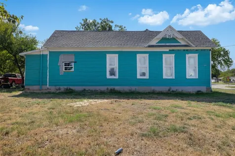 610 W Davis Street Hearne TX 77859