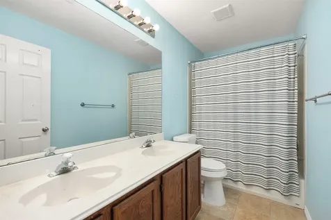 4207 Royal Manor Drive Pasadena TX 77505