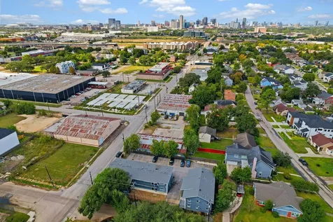 3368 Dixie Drive Houston TX 77021