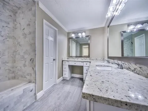 10519 Laneview Drive Houston TX 77070