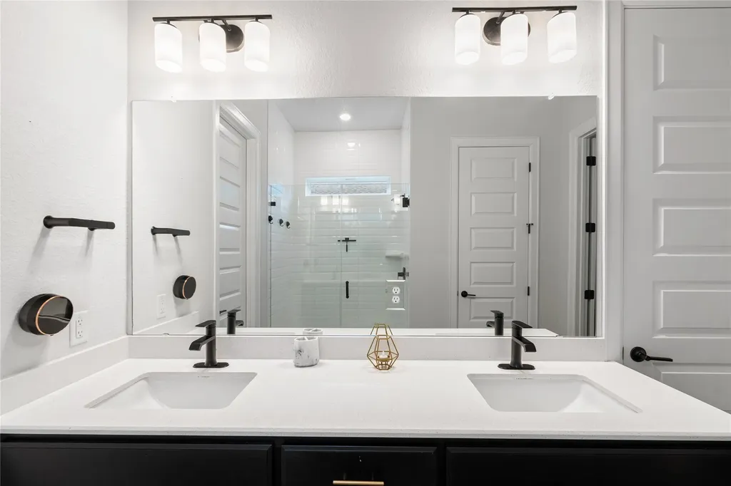 4504 Cool Gray Cove Austin TX 78747