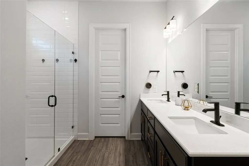 4504 Cool Gray Cove Austin TX 78747