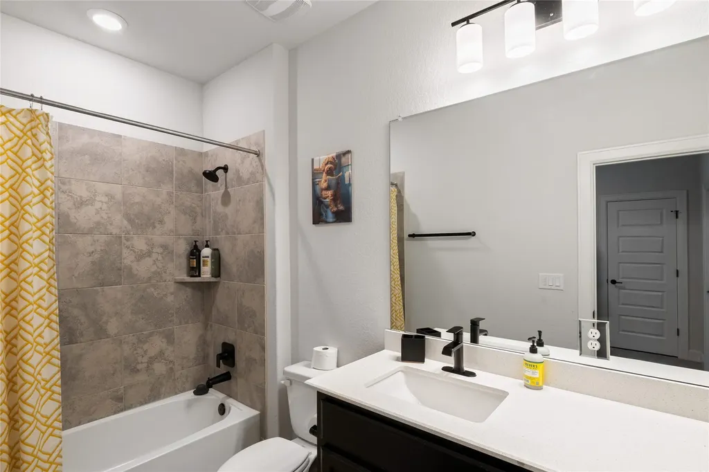 4504 Cool Gray Cove Austin TX 78747