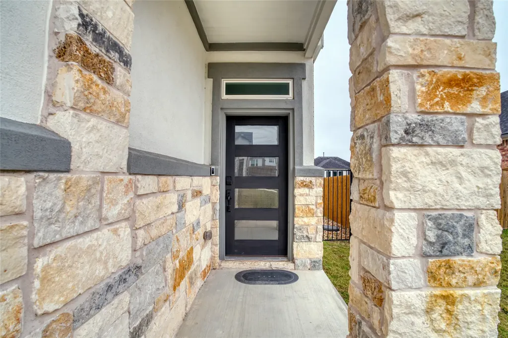 4504 Cool Gray Cove Austin TX 78747