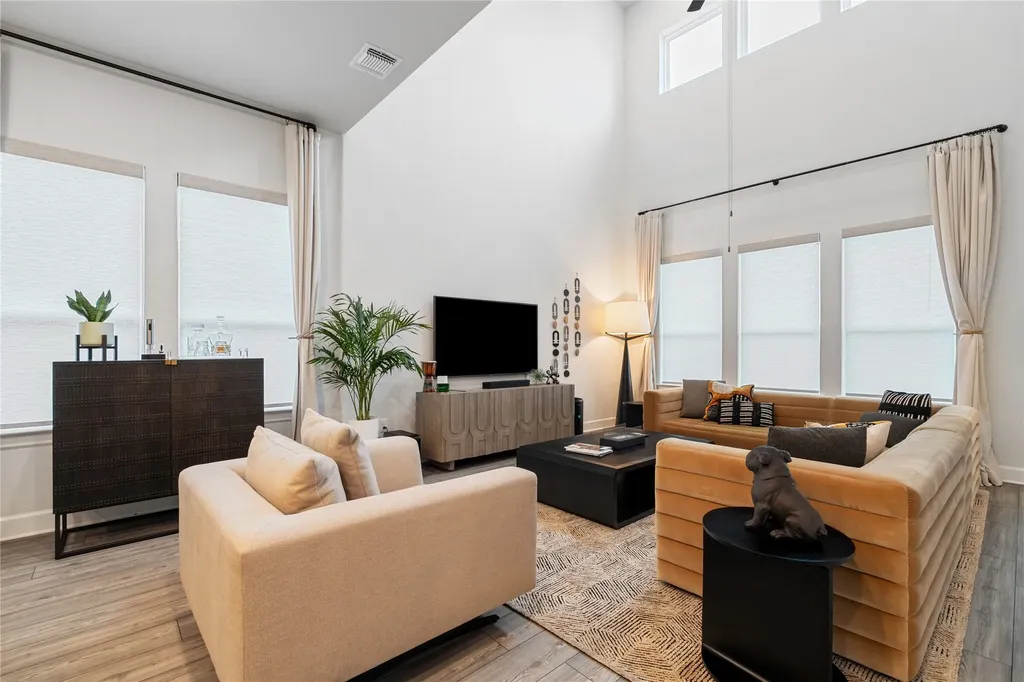 4504 Cool Gray Cove Austin TX 78747